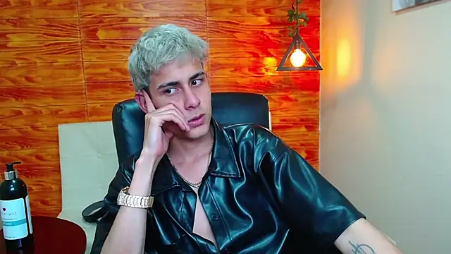 Bastiaan 28 online show from January 2025 02:19:02 PM