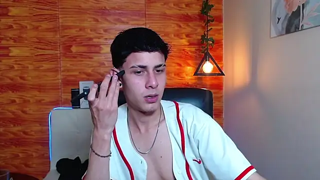 Bastiaan 28 online show from January 2025 09:29:01 AM