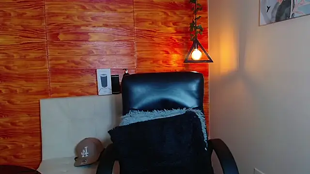 Bastiaan 28 online show from February 2025 02:58:01 AM