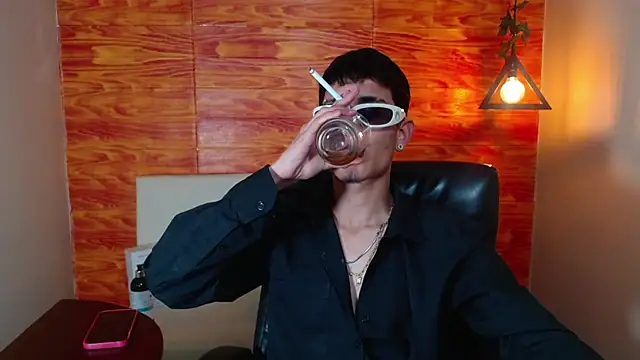 Bastiaan 28 online show from March 2025 08:42:02 AM