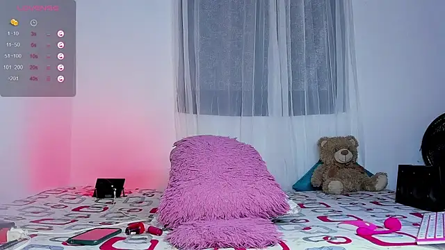 Snapshot of estiben_05 chatting on February 2025 02:29:02 PM estiben 05 online show from February 2025 02:29:02 PM