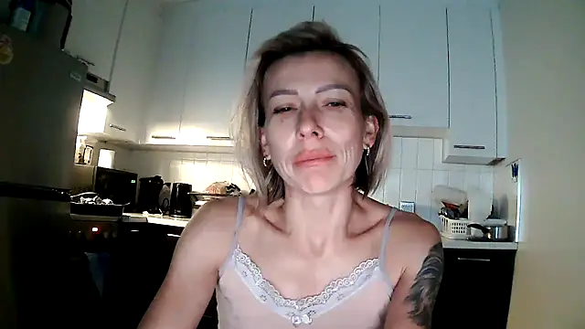 anechka1 online show from September 2025 11:47:02 AM