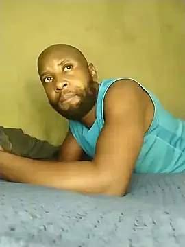 Snapshot of Stallion100 chatting on January 2025 06:07:01 PM Stallion100 online show from January 2025 06:07:01 PM