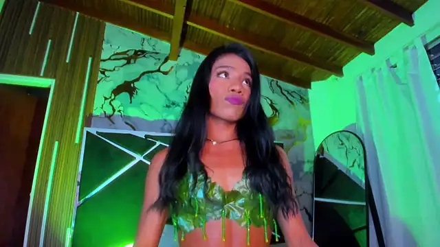 Snapshot of kimberly_Gonzalez1 chatting on January 2026 08:14:01 PM kimberly Gonzalez1 online show from January 2026 08:14:01 PM