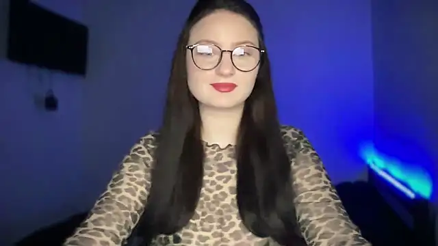 Snapshot of LocaAlis chatting on November 2025 01:23:01 PM LocaAlis online show from November 2025 01:23:01 PM