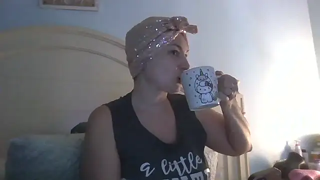Snapshot of MilfyMrsRobinson chatting on July 2026 01:05:01 PM MilfyMrsRobinson online show from July 2026 01:05:01 PM