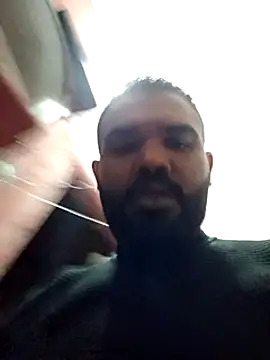 Snapshot of ListedLoin chatting on January 2025 04:54:02 PM ListedLoin online show from January 2025 04:54:02 PM