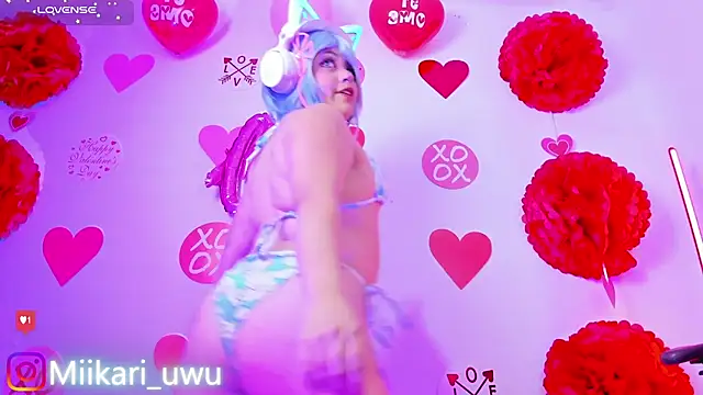 Ahri Elderwood online show from February 2026 06:26:01 AM