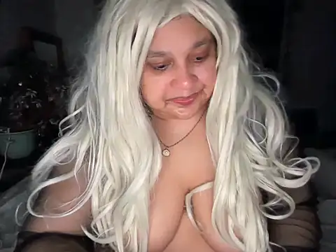 MelanieFawker online show from September 2025 02:57:02 AM