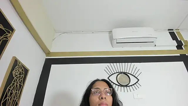 EmilyGomezLS online show from October 2025 11:32:02 AM