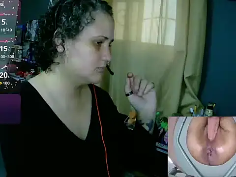 Snapshot of lolalicious_758 chatting on May 2026 09:10:01 PM lolalicious 758 online show from May 2026 09:10:01 PM