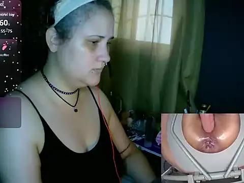 Snapshot of lolalicious_758 chatting on May 2026 07:42:02 PM lolalicious 758 online show from May 2026 07:42:02 PM