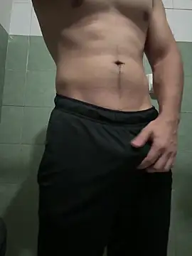 Snapshot of Mr_savage69 chatting on December 2025 05:48:01 AM Mr savage69 online show from December 2025 05:48:01 AM