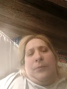 Snapshot of Icedcoffee2024 chatting on November 2025 05:19:02 AM Icedcoffee2024 online show from November 2025 05:19:02 AM