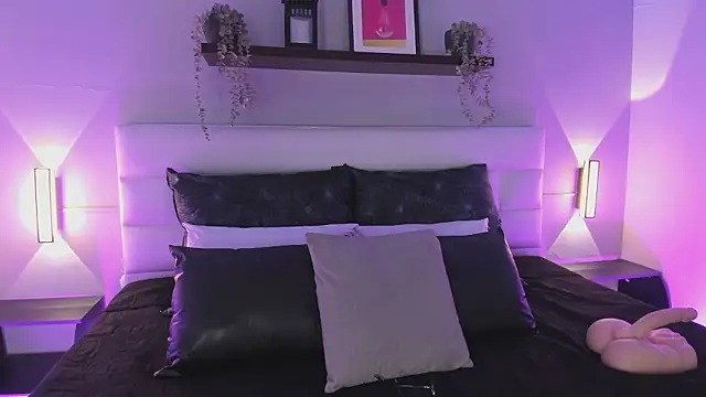 sofi bakerr online show from March 2026 11:55:02 AM