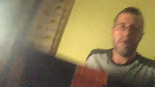 Snapshot of ___dude____ chatting on September 2025 09:05:01 PM    dude     online show from September 2025 09:05:01 PM