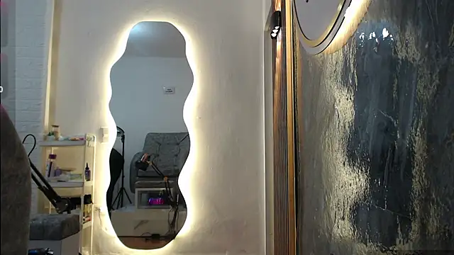 salome  lopez  online show from December 2025 03:43:01 PM