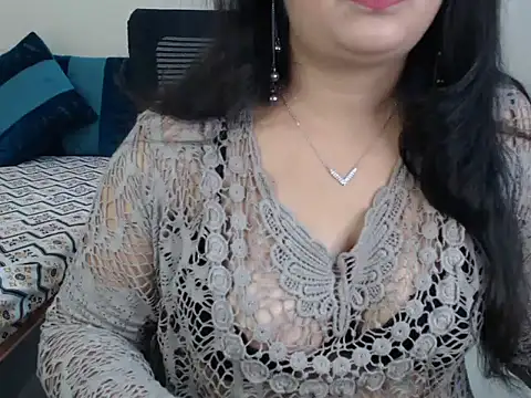 Inviting Aanya online show from December 2024 04:01:02 AM