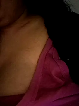 Snapshot of sarahhh1987 chatting on October 2025 04:49:02 PM sarahhh1987 online show from October 2025 04:49:02 PM