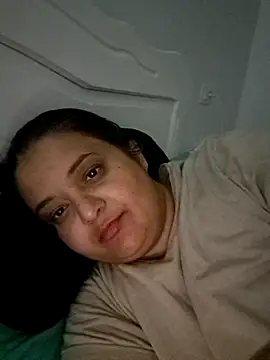 Snapshot of sarahhh1987 chatting on October 2025 06:19:01 PM sarahhh1987 online show from October 2025 06:19:01 PM