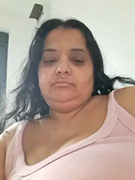 Snapshot of sarahhh1987 chatting on December 2025 06:41:02 AM sarahhh1987 online show from December 2025 06:41:02 AM