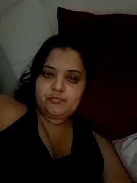 Snapshot of sarahhh1987 chatting on February 2026 10:07:01 PM sarahhh1987 online show from February 2026 10:07:01 PM