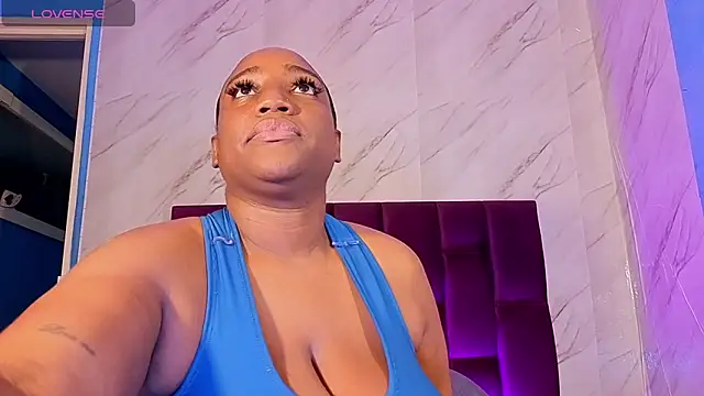 Perlasexyu1 online show from April 2026 02:42:01 PM