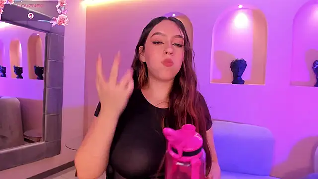 Snapshot of BellaRose_X chatting on February 2025 07:12:02 AM BellaRose X online show from February 2025 07:12:02 AM