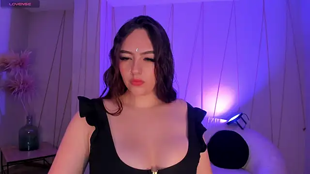 Snapshot of BellaRose_X chatting on March 2025 03:12:01 AM BellaRose X online show from March 2025 03:12:01 AM