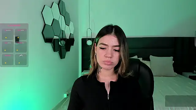 ViolettHansson online show from October 2025 08:54:02 PM