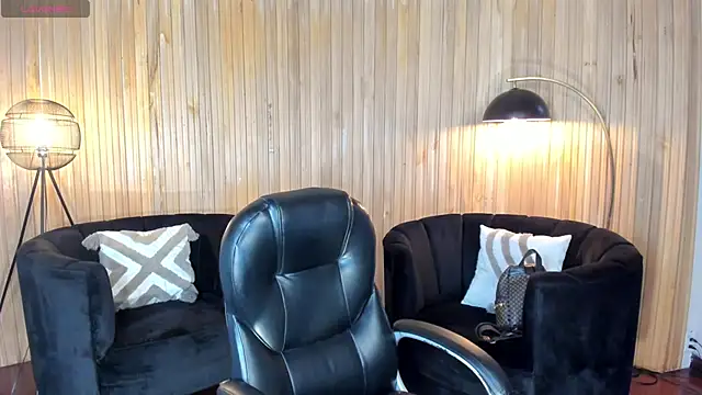 ViolettHansson online show from February 2026 06:06:02 PM