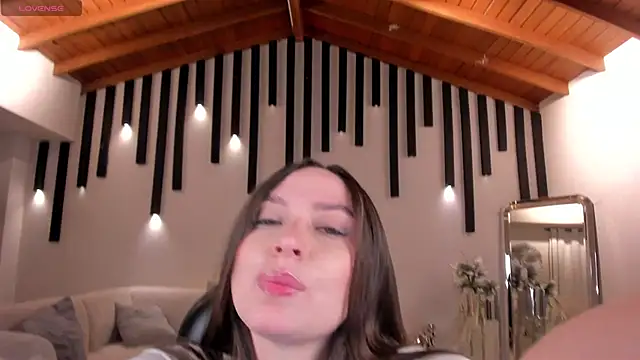 Snapshot of AliceHarper_ chatting on February 2025 03:30:01 AM AliceHarper online show from February 2025 03:30:01 AM