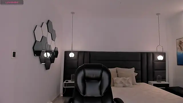 Snapshot of AliceHarper_ chatting on March 2025 03:54:01 AM AliceHarper online show from March 2025 03:54:01 AM