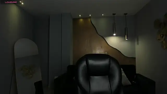 AliceHarper  online show from March 2026 07:21:02 PM