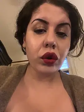 Snapshot of holyeroticss chatting on October 2025 09:13:02 PM holyeroticss online show from October 2025 09:13:02 PM