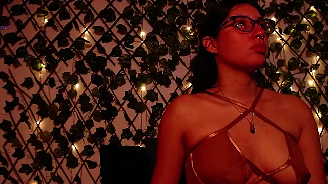 CoralineSanchez online show from February 2025 03:34:02 AM