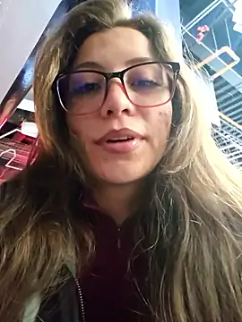 Snapshot of mmmVirginia chatting on November 2025 07:04:02 PM mmmVirginia online show from November 2025 07:04:02 PM