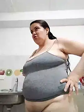 lunanataly online show from January 2025 05:43:02 PM