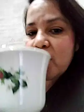 lunanataly online show from March 2025 09:54:02 PM