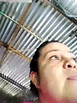 lunanataly online show from November 2025 02:32:01 PM