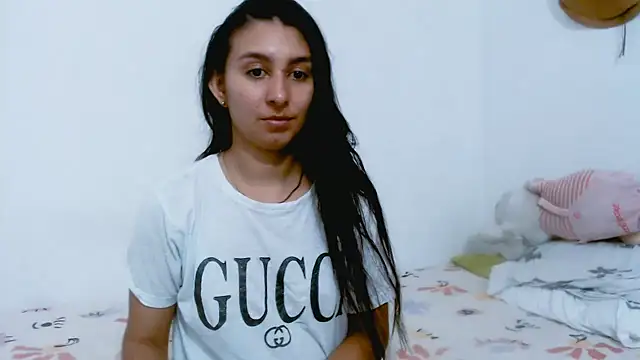 Alyson0001 online show from February 2025 03:42:02 AM