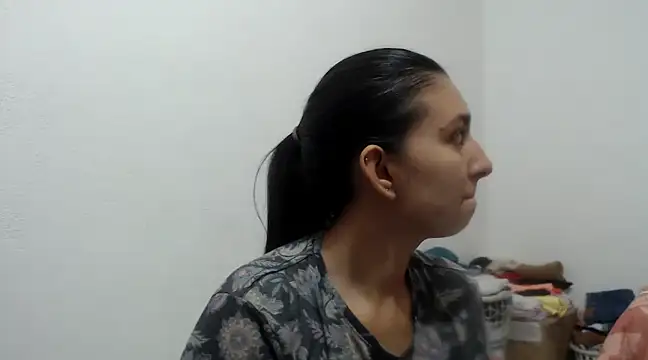 Alyson0001 online show from March 2025 10:34:02 PM