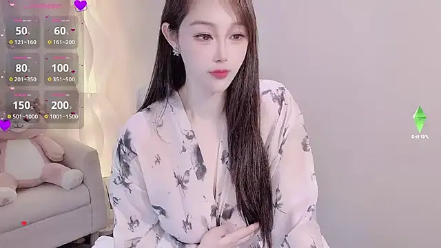 Kiss-18 online show from October 2025 12:27:02 PM