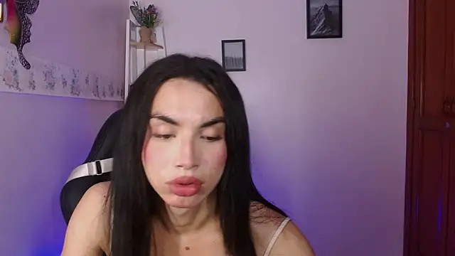 Snapshot of JackyMurphy chatting on December 2024 03:59:02 PM JackyMurphy online show from December 2024 03:59:02 PM