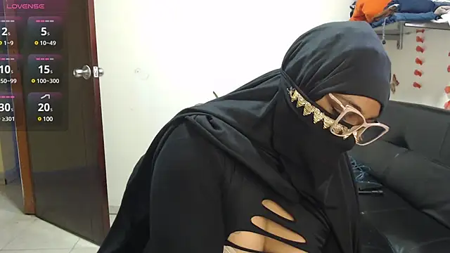 Snapshot of Aaliyah_brown chatting on March 2025 02:24:01 PM Aaliyah brown online show from March 2025 02:24:01 PM