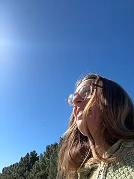 jungleangel online show from March 2025 05:17:02 PM