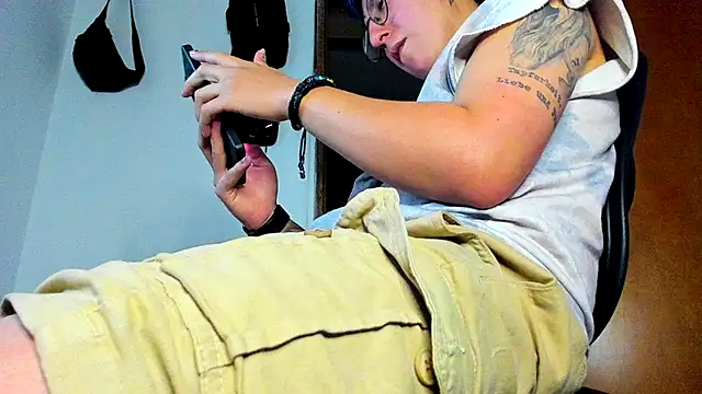 Snapshot of Sexyboy_666 chatting on October 2025 05:57:02 AM Sexyboy 666 online show from October 2025 05:57:02 AM