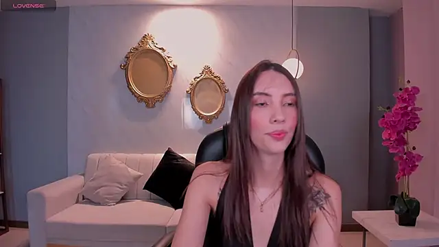 AnaisNin online show from February 2025 04:57:01 PM