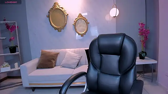 AnaisNin online show from March 2025 01:28:02 PM