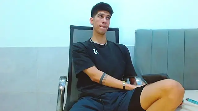 Snapshot of jhony-sex chatting on April 2026 11:46:02 PM jhony-sex online show from April 2026 11:46:02 PM